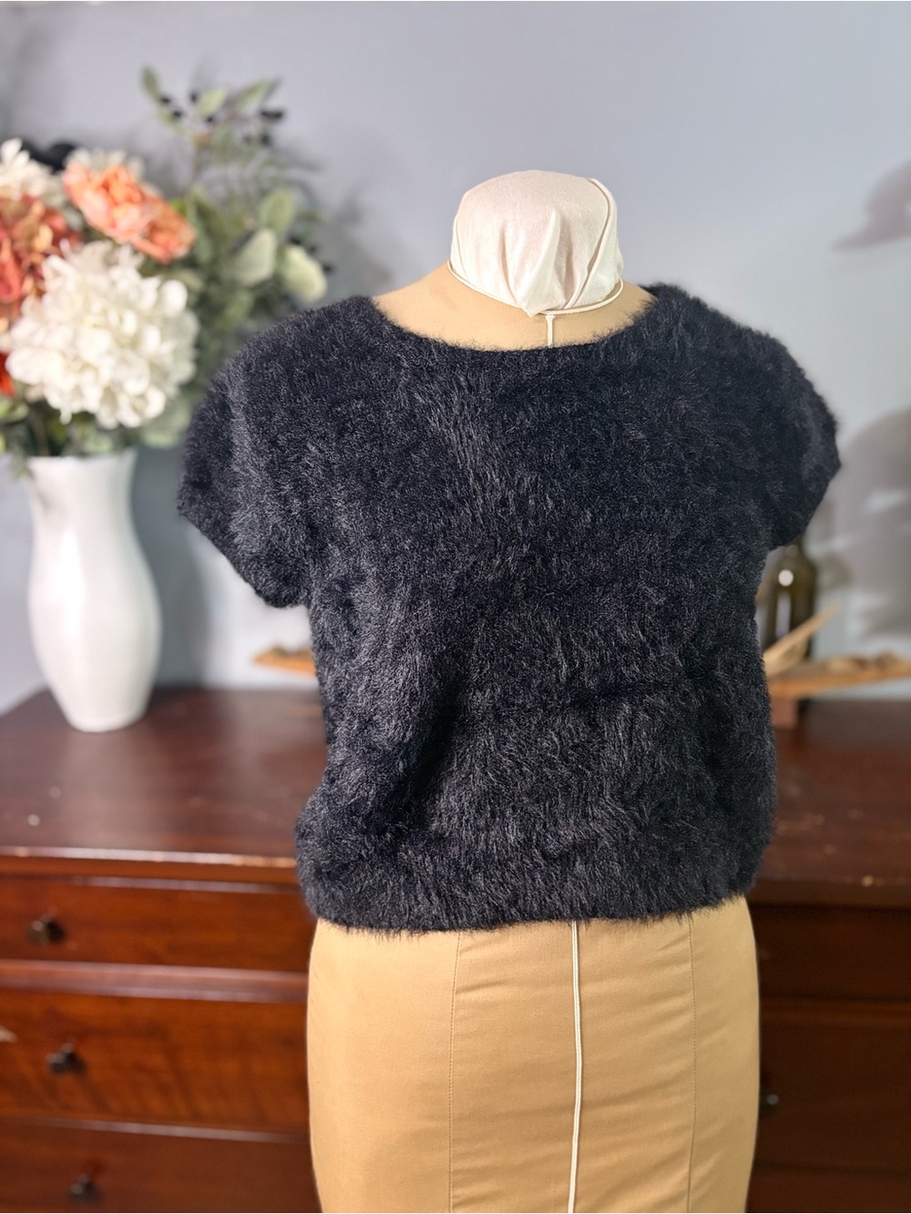 Freshman 1996 Cozy Black Short-Sleeve Fuzzy Knit Top